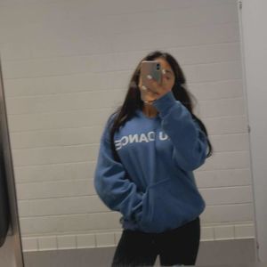 Meet your Posher, Hailey